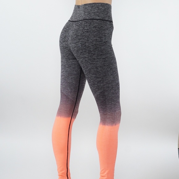 Dry Fit Ombre Leggings - Picture 2 of 4